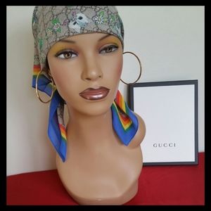 💕 Brand New Authentic Gucci Scarf 💕